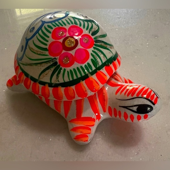 Vintage Mexico Folk Art Terracotta Turtle Trinket Box Hand Painted Pink/Green 4” - Picture 1 of 11